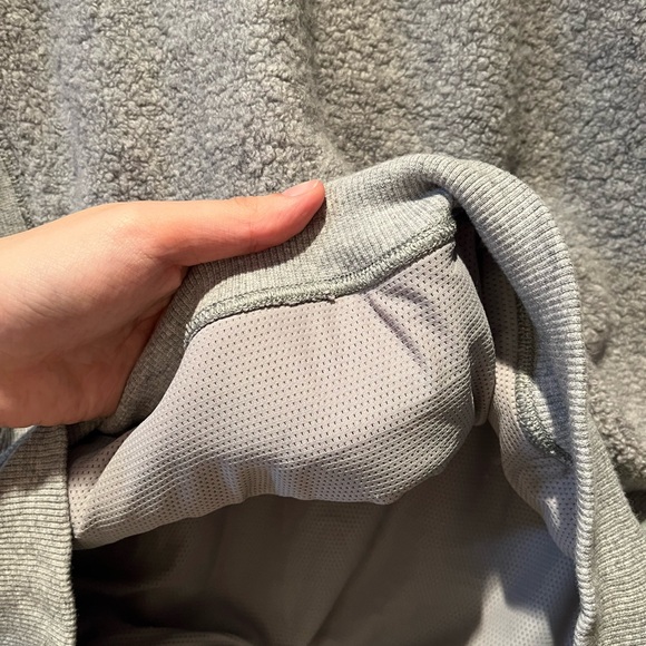 lululemon stand out sherpa half zip - Picture 3 of 5